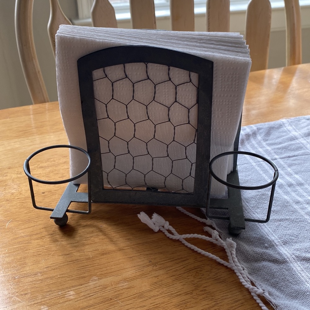 Metal napkin holder
